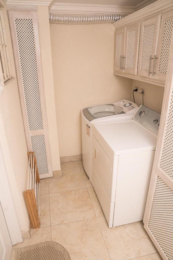Bianca Bay 3 Bedroom West Coast Beach Front Villa Άγιος Ιάκωβος Εξωτερικό φωτογραφία